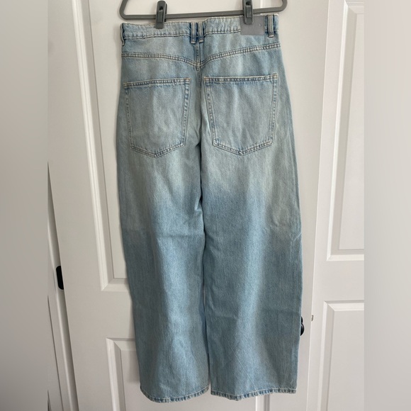 Zara Women’s Light Blue Denim Jeans #4365 Baggy Fit NWT - 10 - Picture 4 of 4